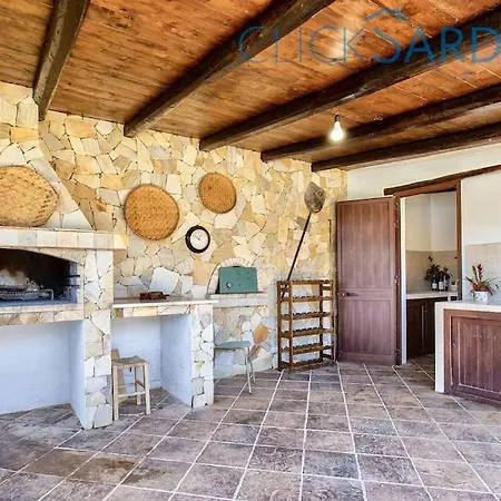 Alghero Villa Claire De Lune With Private Pool, 2 Kitchens And Spacious Living Areas *