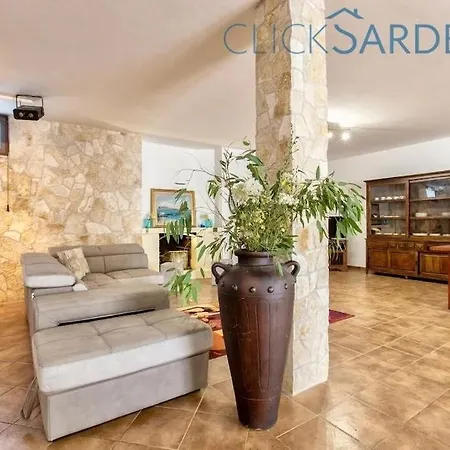 Alghero Villa Claire De Lune With Private Pool, 2 Kitchens And Spacious Living Areas *